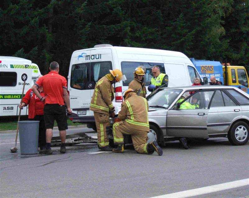 Campervan Crash (c) odt.co.nz Campervan Crash (c) odt.co.nz