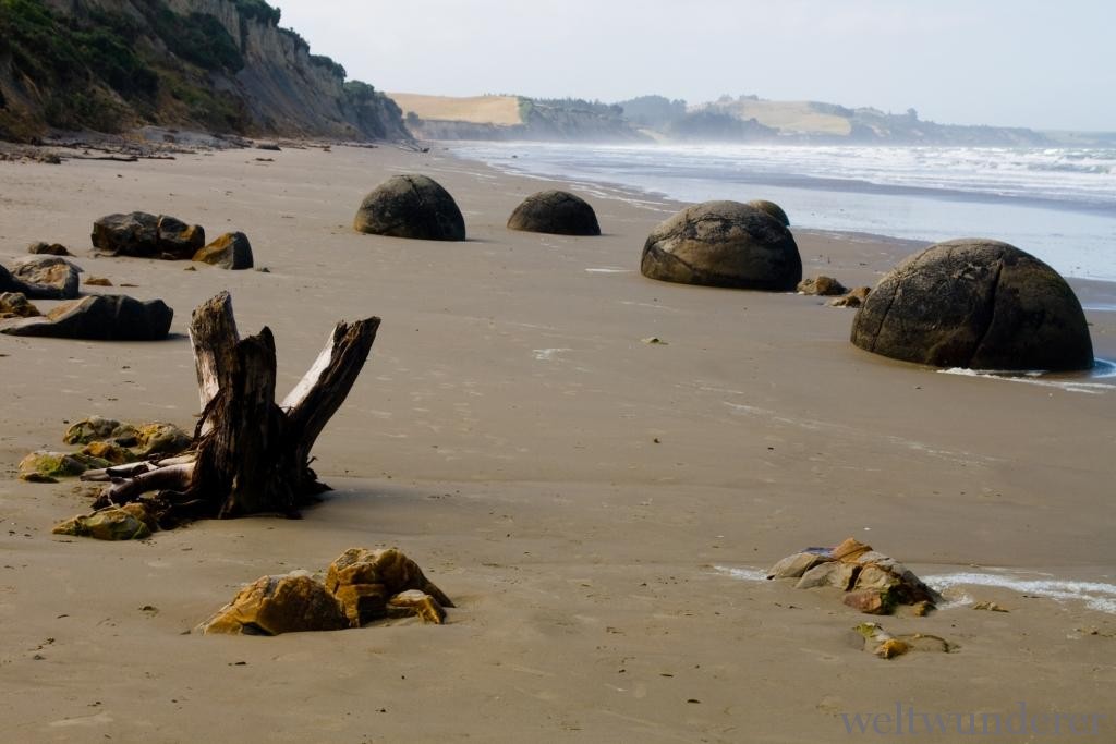 Moeraki Boulders