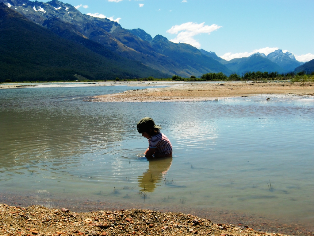 Elterngeld optimieren für Neuseeland-Reise Lake Wakatipu Glenorchy