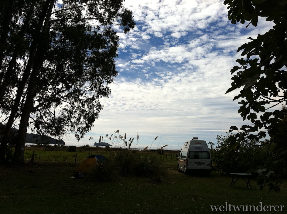 Meerblick zum Abel Tasman National Park: "The Barn"