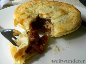 Steak and pepper pie