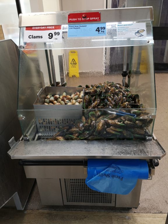Einkaufen in Neuseeland Muscheln