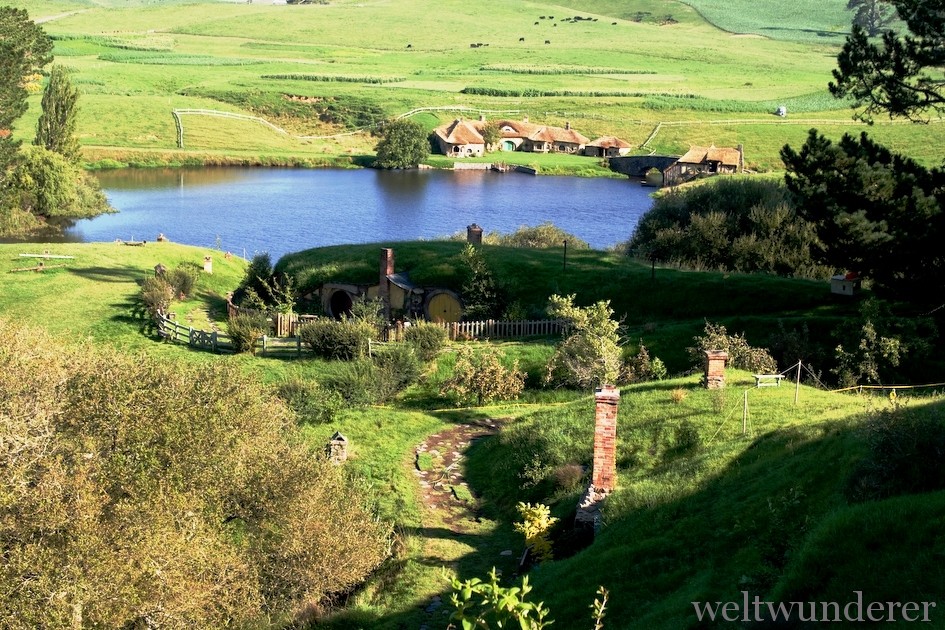 Hobbiton Movie Set