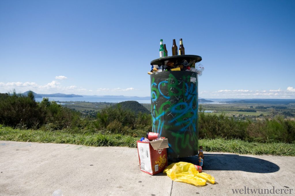 Lake Taupo Garbage Bin