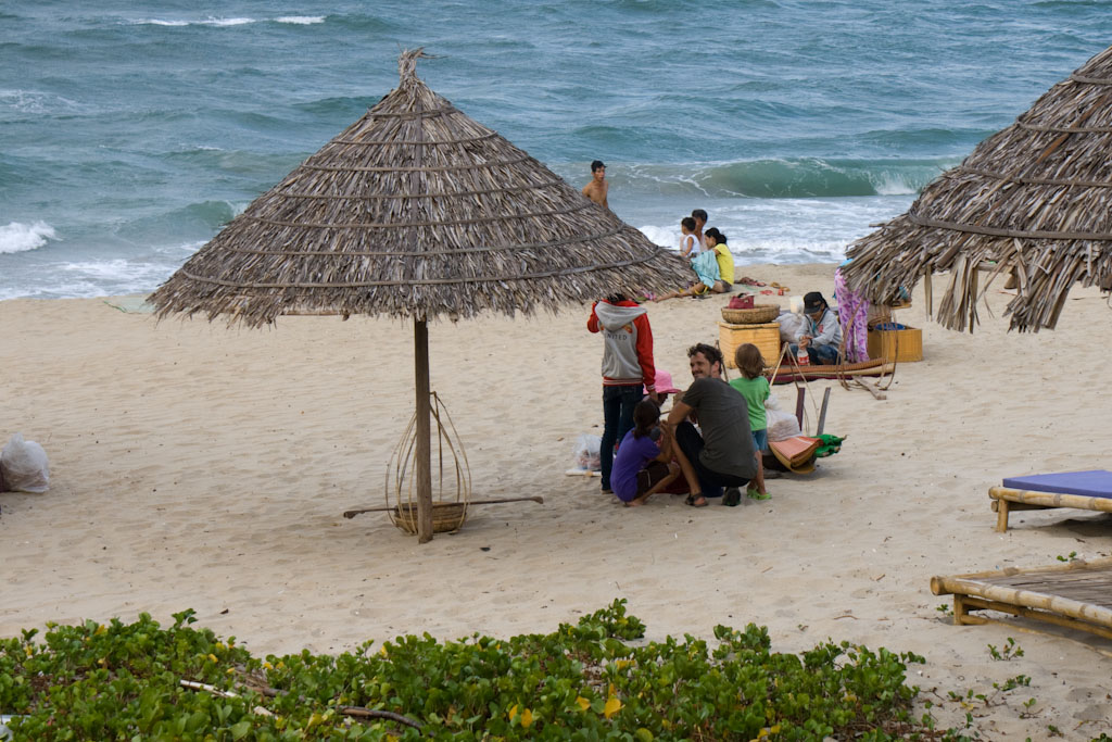 Vietnam mit Kindern Strand in Hoi An