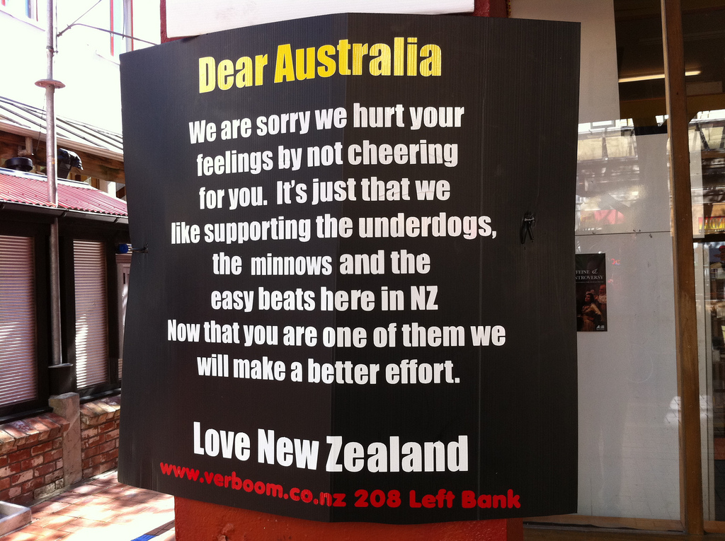 Dear Australia street sign NZ (c) FlickR/Sweet One Dear Australia street sign NZ (c) FlickR/Sweet One