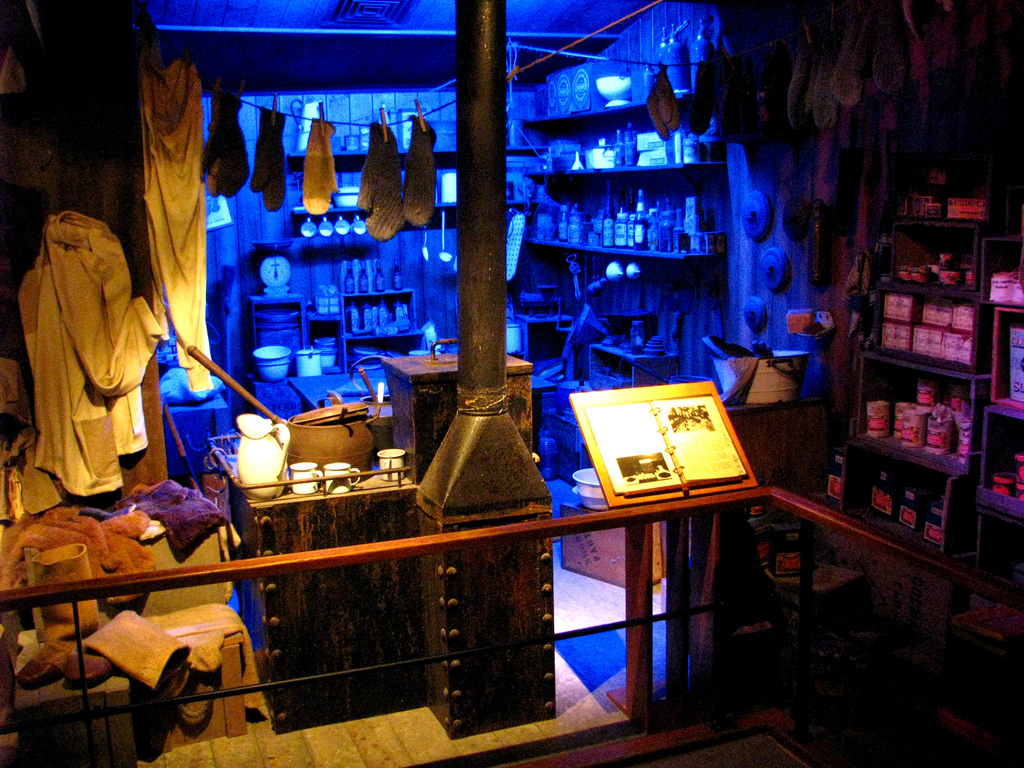 Wenn Weltwunderer träumen ... dann von der Antarktis 5 So sah es auf der Forschungsstation von Scott aus (c) FlickR/JSA_NZ