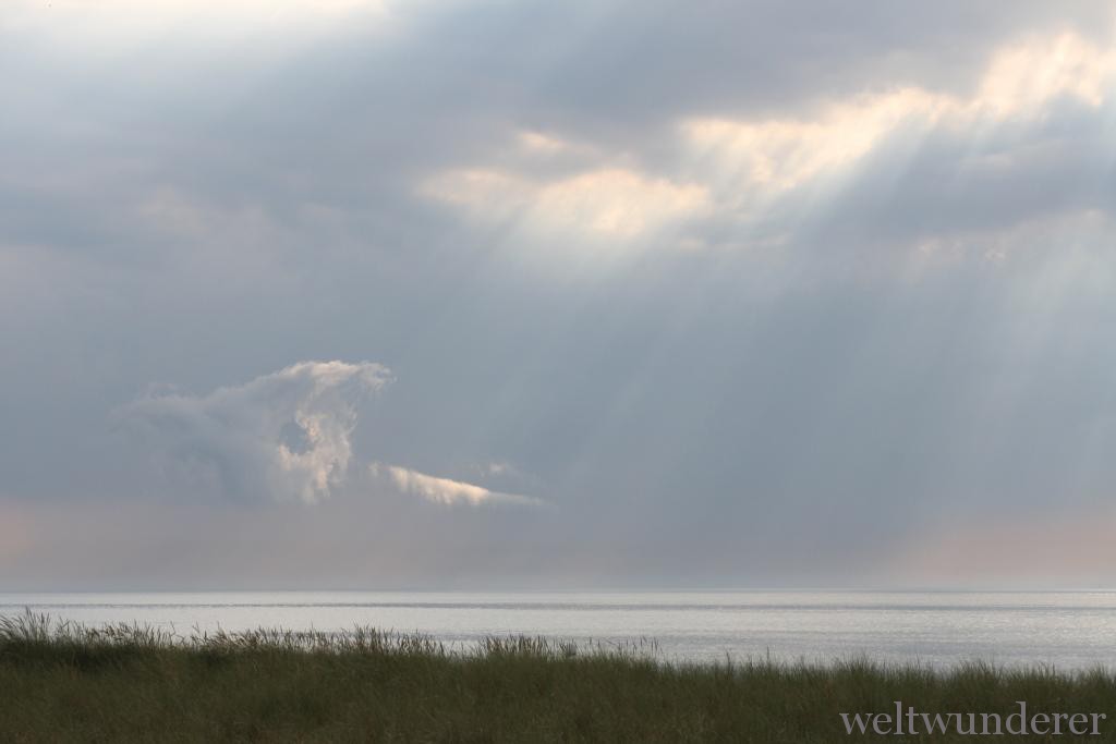 Weltwunderer Ostseestrand Wolke