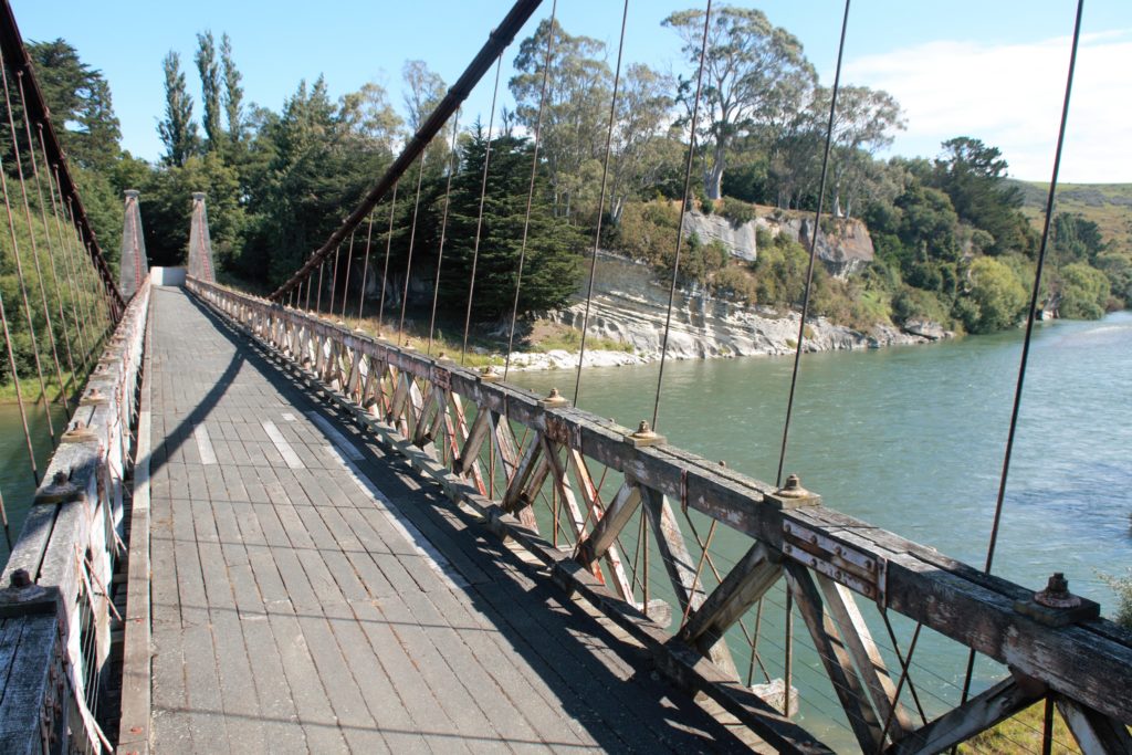 Catlins Clifden Suspension Bridge