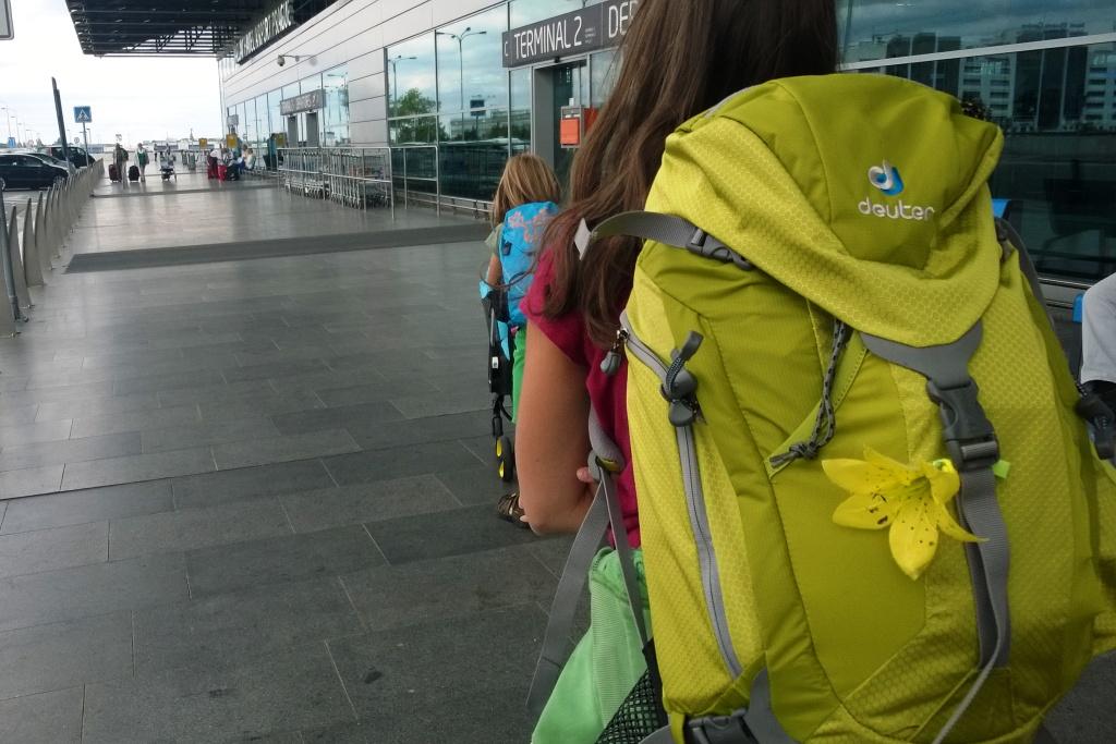 Weltwunderer Backpack Flying