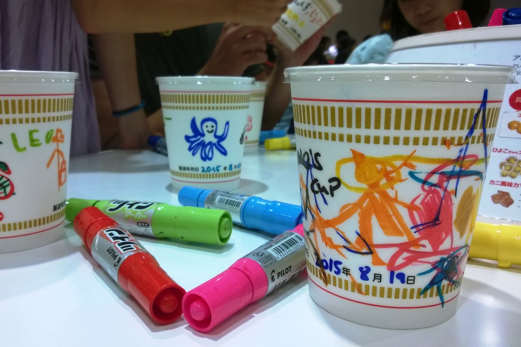 6 Japan-Highlights für Kinder - von Ninjas, Totoro und Tempelfüchsen 21 Weltwunderer Japan Yokohama Cup Noodles Museum