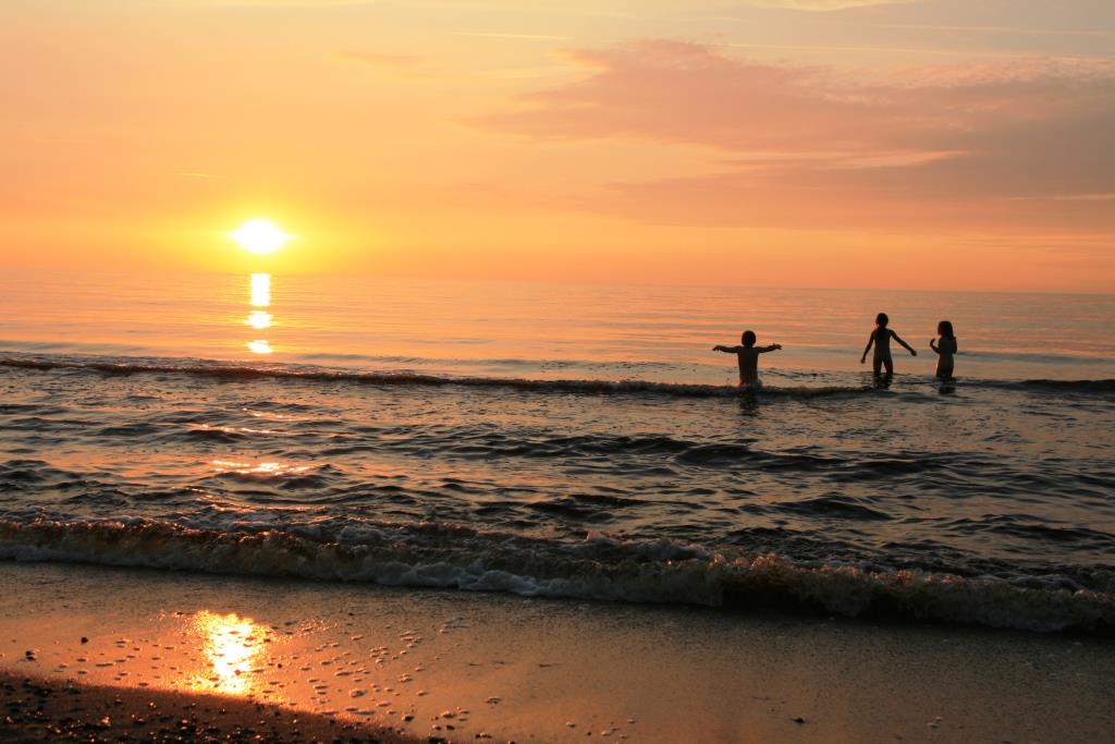 Ostsee-Urlaub Sonnenuntergang Darß