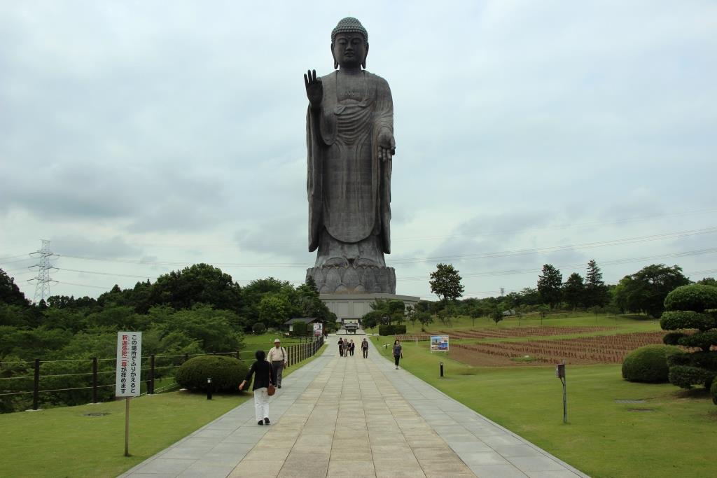 Tokio Tagestrip Ushiku Daibutsu 