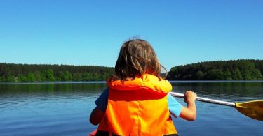Paddeln Mecklenburg Schwimmweste von hinten