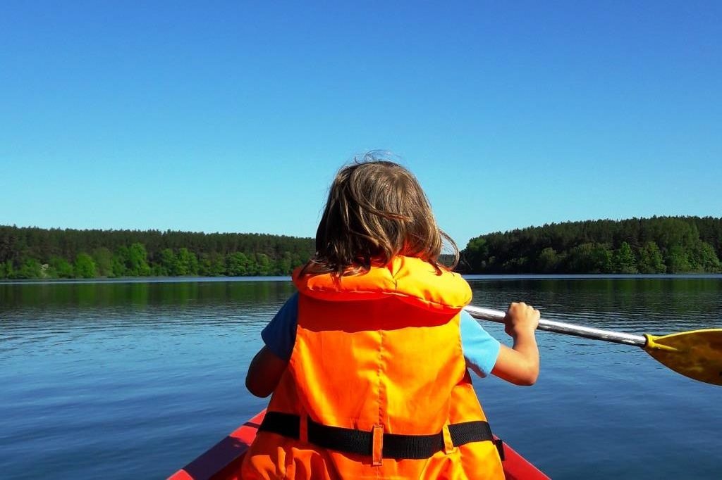 Paddeln Mecklenburg Schwimmweste von hinten