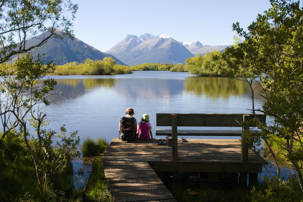 111 Gründe, Neuseeland zu lieben: Wir schenken euch ein Buch-Kapitel! 6 Glenorchy Lagoon Walk Steg