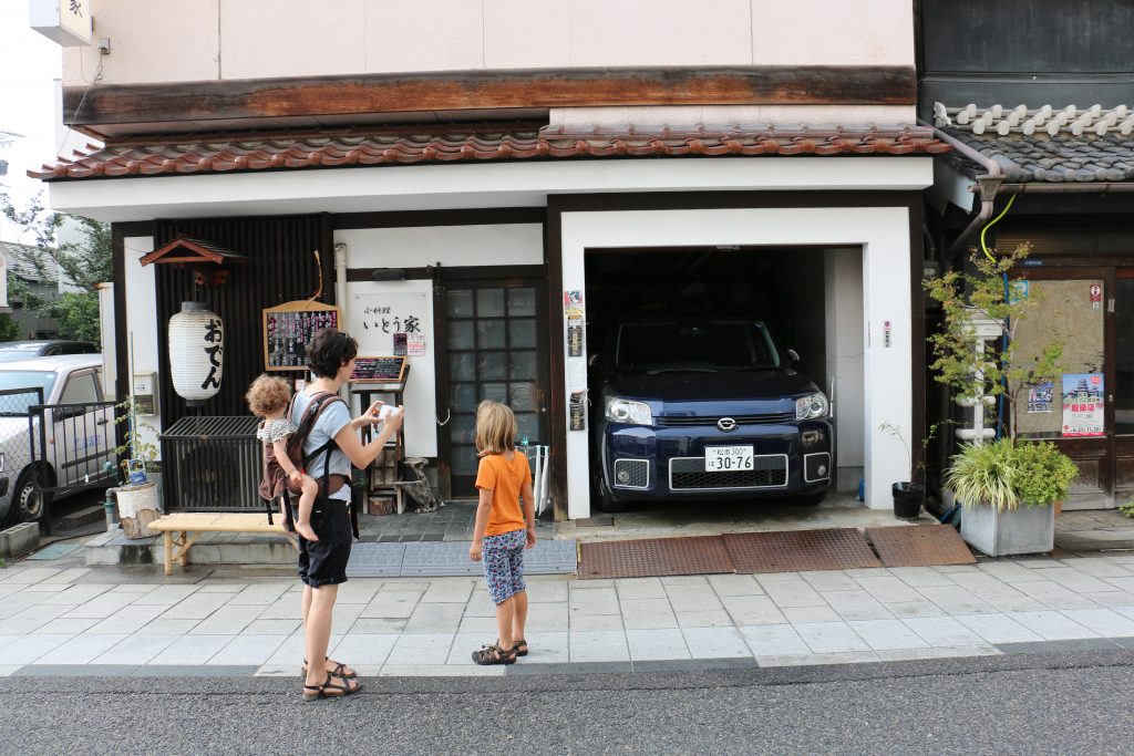 Japan Vorurteile Matsumoto Garage