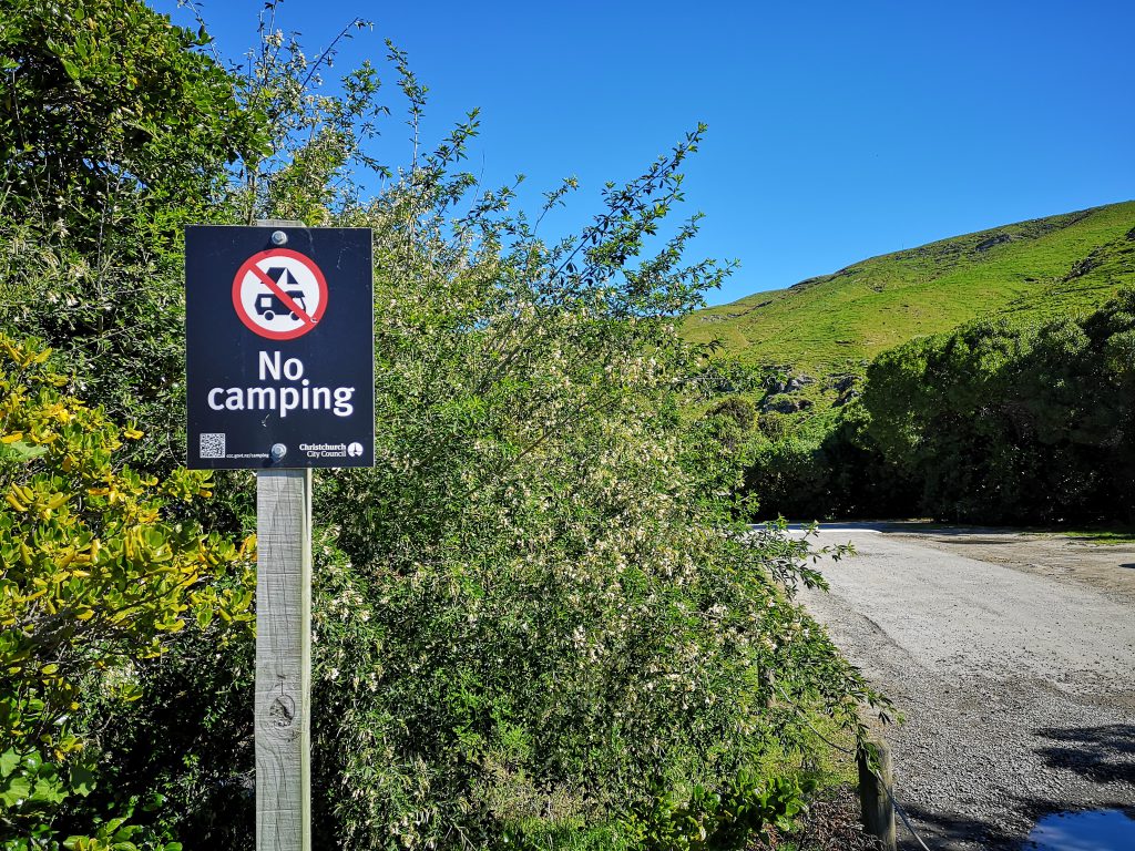 No camping Schild