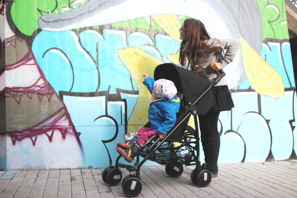 Ausrüstung zum Reisen mit Kindern Buggy Graffiti