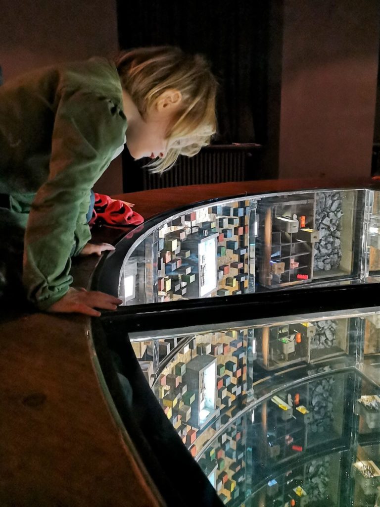Dresden im Winter: 11 Tipps für Familien 27 Dresden Kinderbiennale