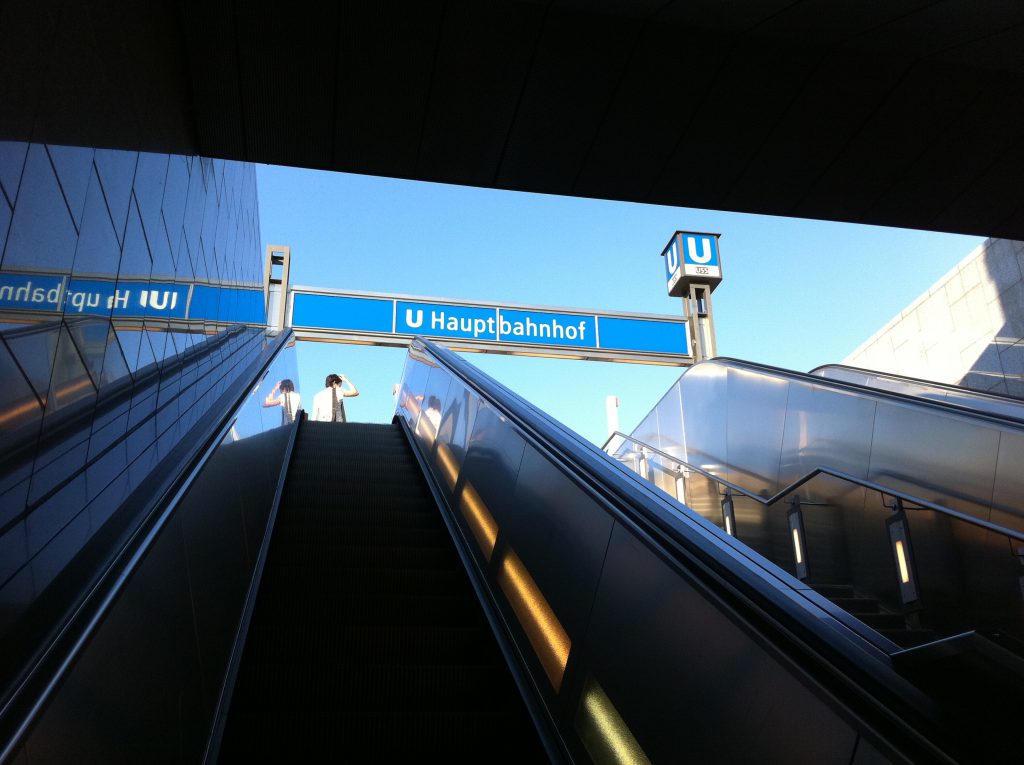 Leben ohne Auto: unser (unfreiwilliges) Experiment 22 Berlin U-Bahnhof Hauptbahnhof
