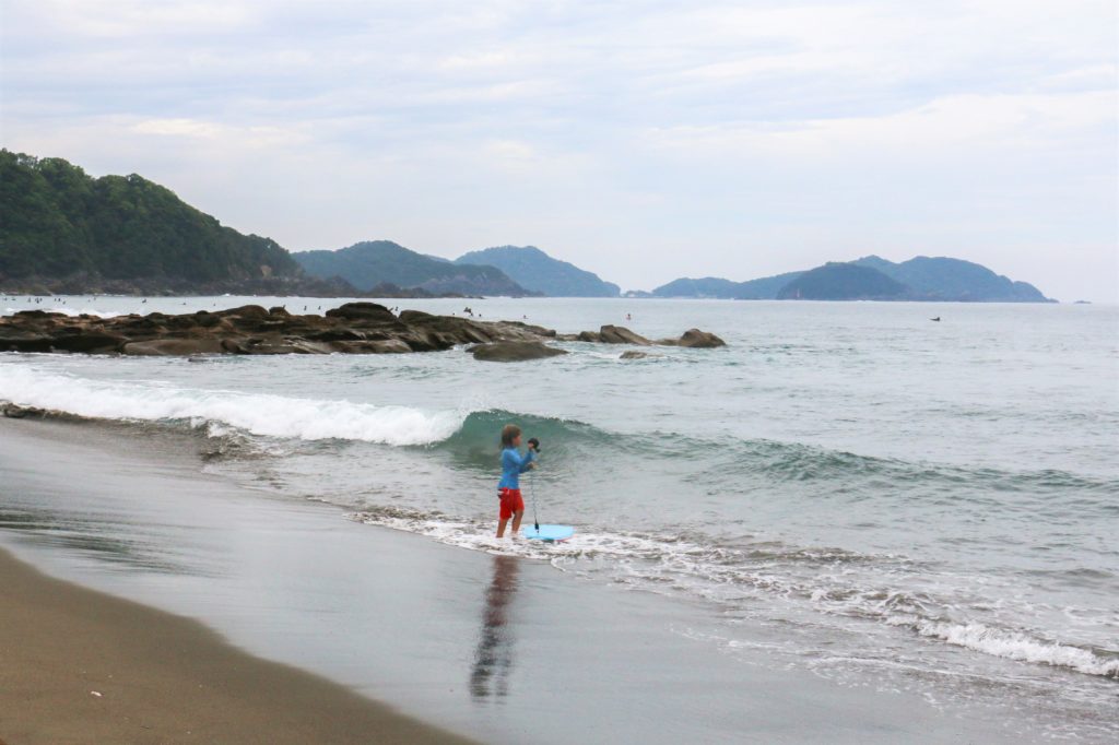 Shikoku Ikumi Surfen