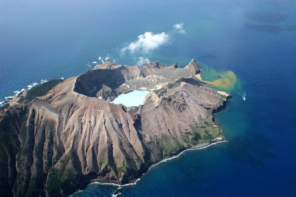 Vulkanausbruch auf White Island Whakaari Luftbild