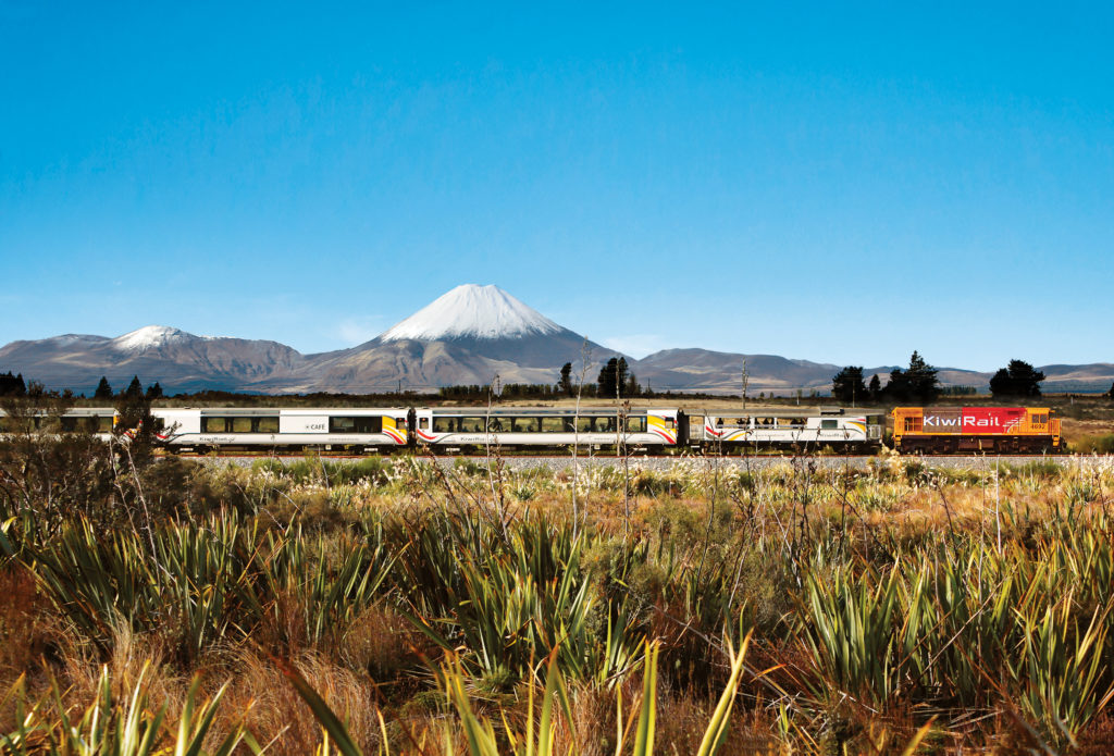 Interview: Zugfahren in Neuseeland - macht Spaß! 18 Tongariro Zug in Neuseeland CREDIT KiwiRail