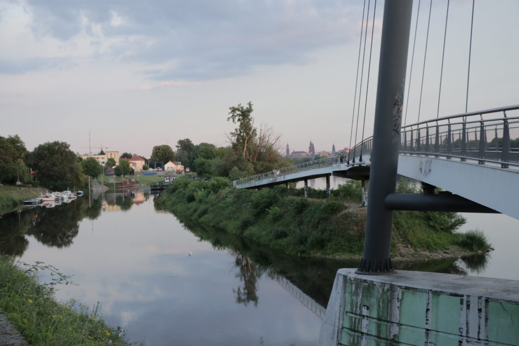 Elberadweg Dresden Molenbrücke