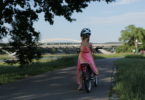 Elberadweg in Dresden mit Kindern