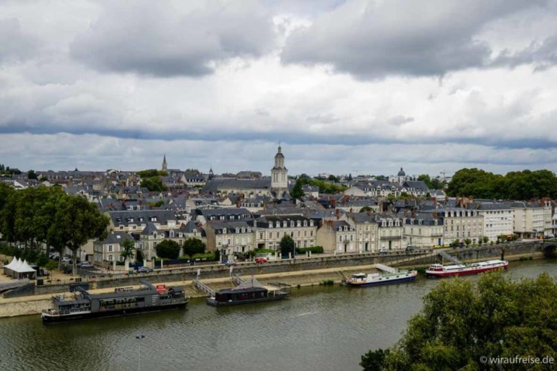 Ausblick vom Schloss Angers auf den Maine