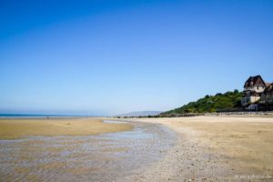 2 Wochen Nordfrankreich-Rundreise mit Kind: Champagne, Normandie & Lothringen 63 Strand in Blonville-sur-mer