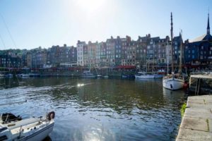 2 Wochen Nordfrankreich-Rundreise mit Kind: Champagne, Normandie & Lothringen 61 Alter Hafen Honfleur