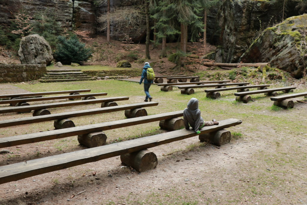 Felsenlabyrinth Langenhennersdorf & Nikolsdorfer Wände: perfekt für Kids! 33 Nikolsdorfer Wände