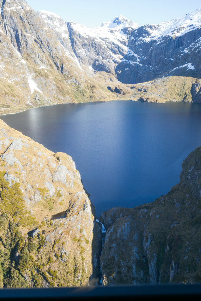 Ringe der Macht Drehorte Lake Quill Fiordland 