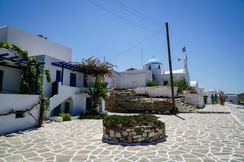 Paros mit Kind Tempel