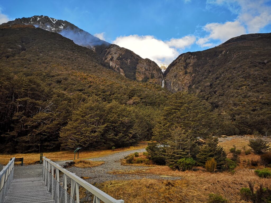 Arthurs Pass Devils Punchbowl Falls