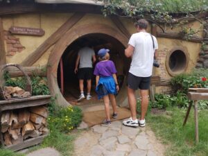 Hobbiton Movie Set Hobbit Hole Hobbiton Movie Set Hobbit Hole
