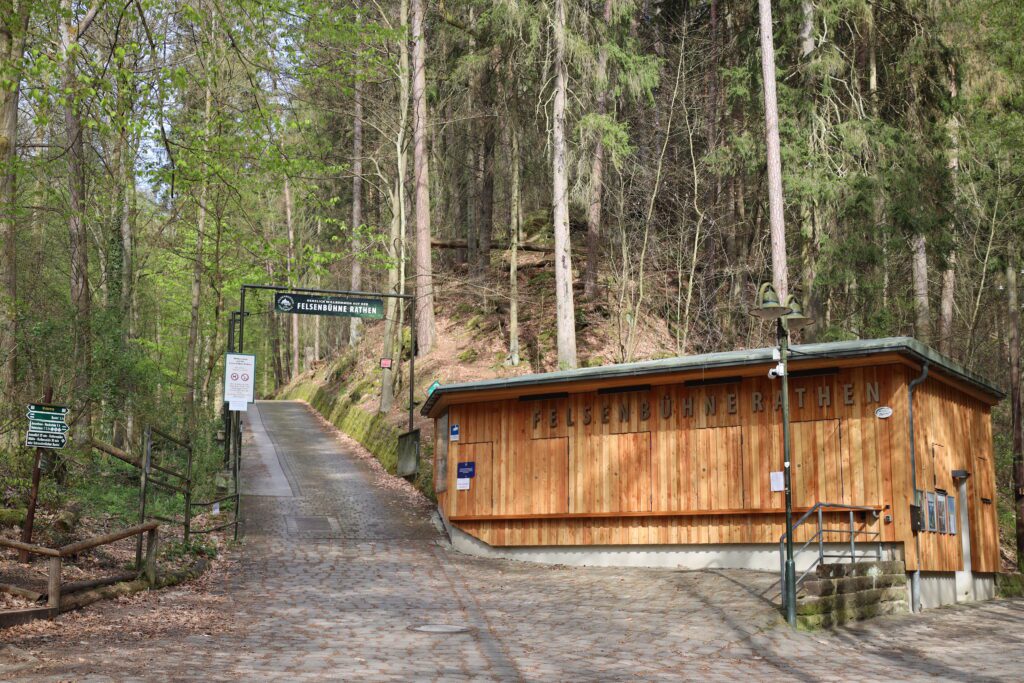Vergesst die Bastei: diese 8 Naturwunder der Sächsischen Schweiz müsst ihr besuchen 27 Felsenbühne Rathen Sächsische Schweiz