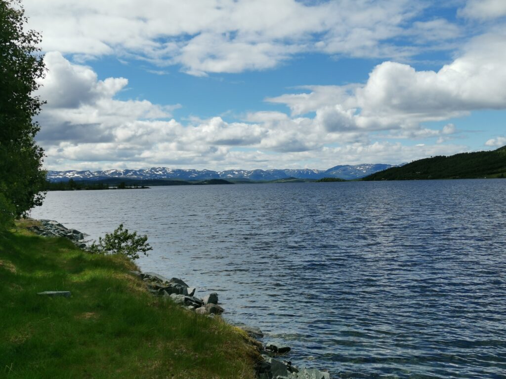 Südnorwegen mit Kindern: große Hardangervidda-Liebe 62 Hardangervidda mit Kindern Mosvatnet