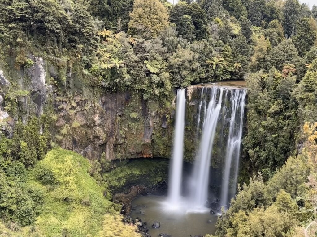 King Country: 11 Abenteuer abseits der Waitomo Caves 48 King Country Omaru Falls