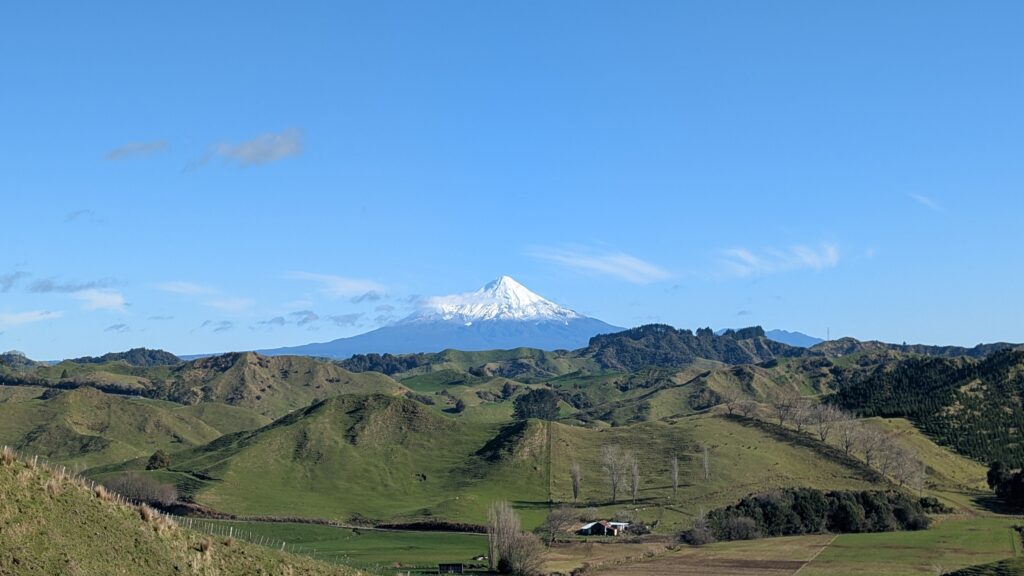 Im Winter nach Neuseeland: eine gute Idee für Familien mit Schulkindern? 29 Neuseeland im Winter Taranaki