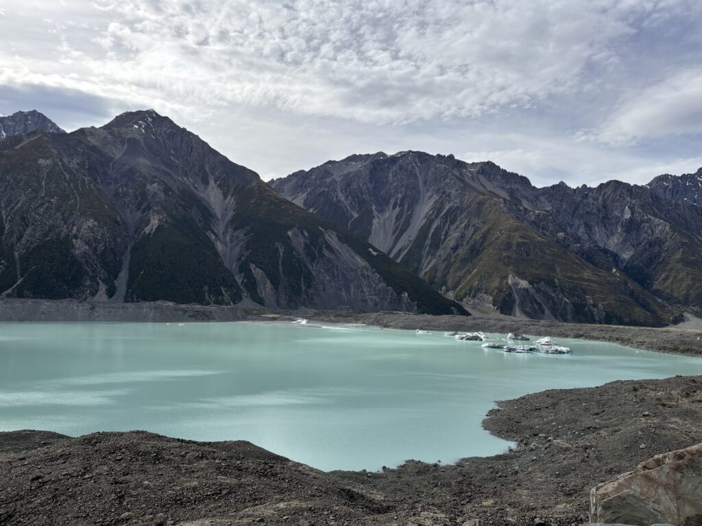 Aoraki Mt Cook mit Kindern: die besten Aktivitäten und Unterkünfte 60 Aoraki Mt. Cook Tasman Glacier Lake