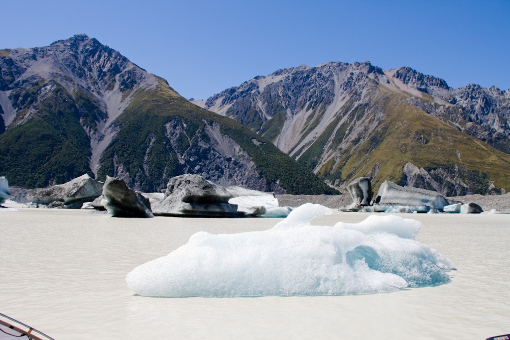 Aoraki Mt Cook mit Kindern: die besten Aktivitäten und Unterkünfte 53 Aoraki Mt. Cook mit Kindern Tasman Glacier Lake