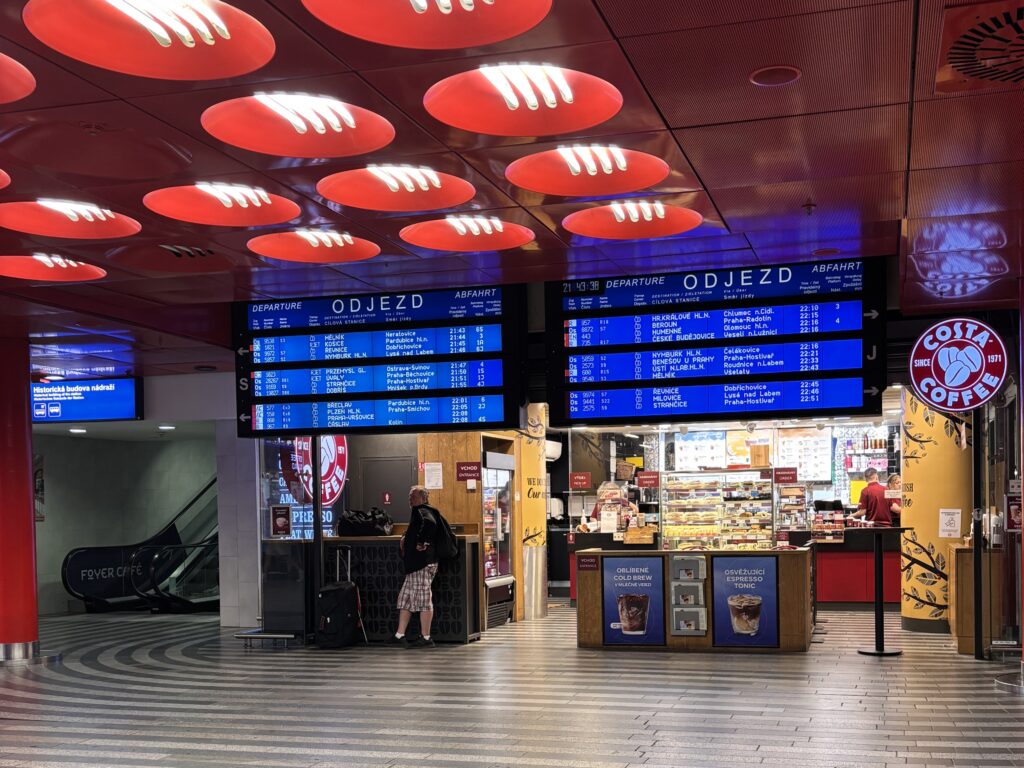 Warschau mit Kind Praha Hlavni Nadrazi